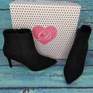 Fortune Dynamic Women's ACAI  Pointed Heel Size 7